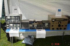 DISPLAY-OF-VINTAGE-RADIO-EQUIPMENT_JPG