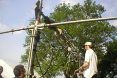 G4ETG-MAKING-ADJUSTMENTS-TO-BEAM-ANTENNA_JPG
